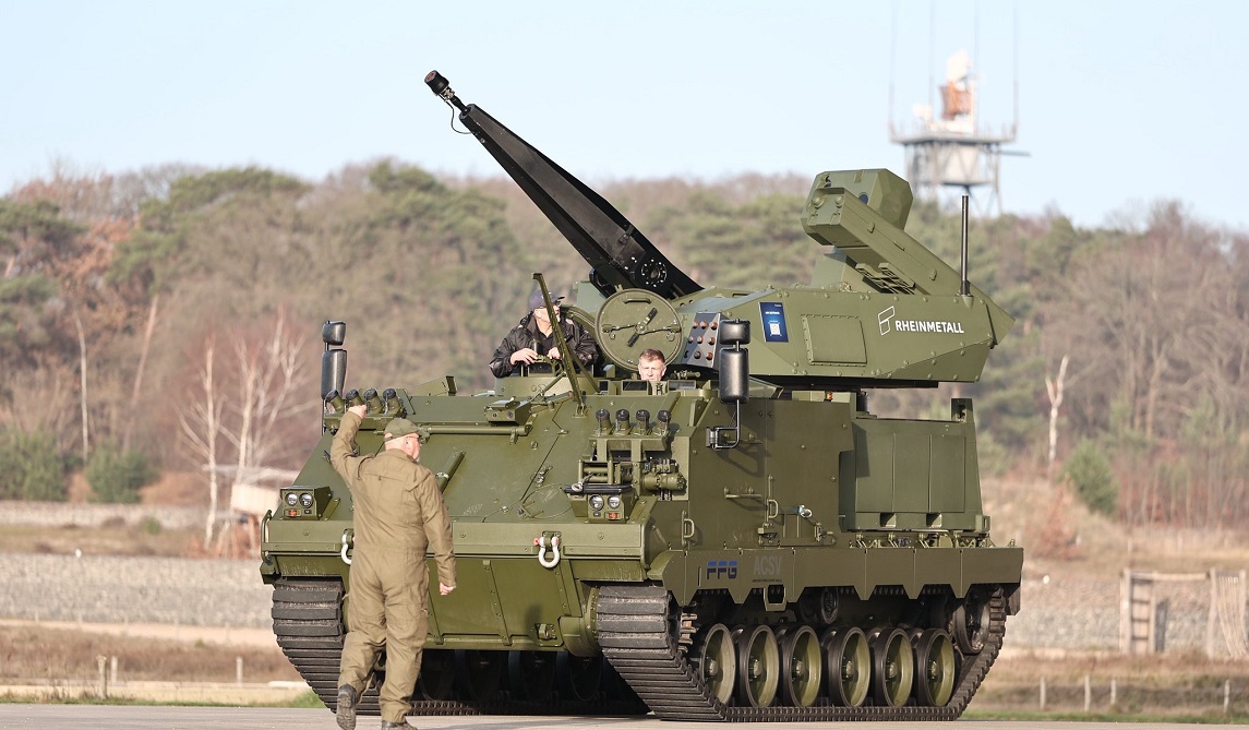 Hollanda Ordusuna Alman pençesi